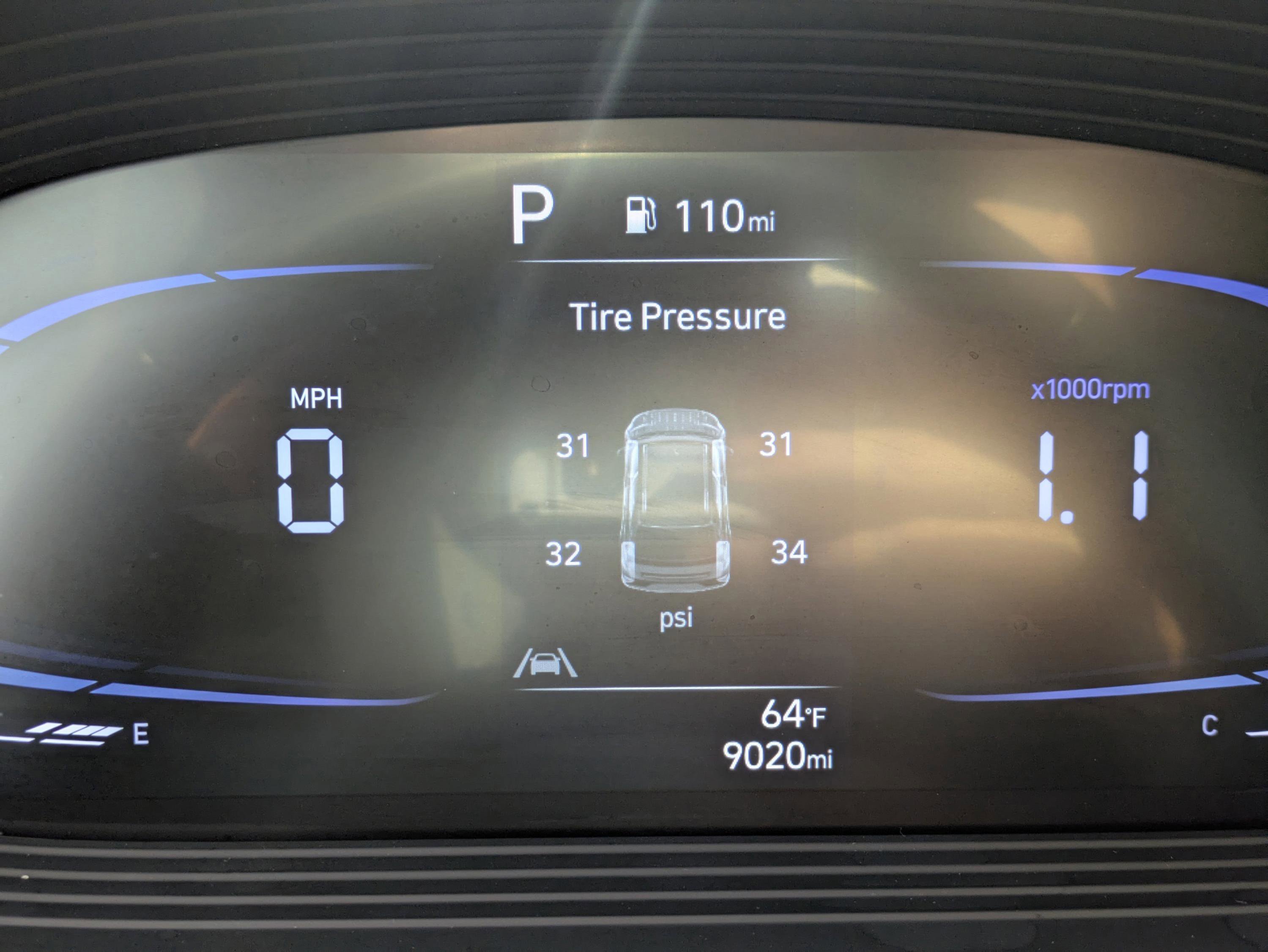 Certified 2024 Hyundai Venue SEL image 31