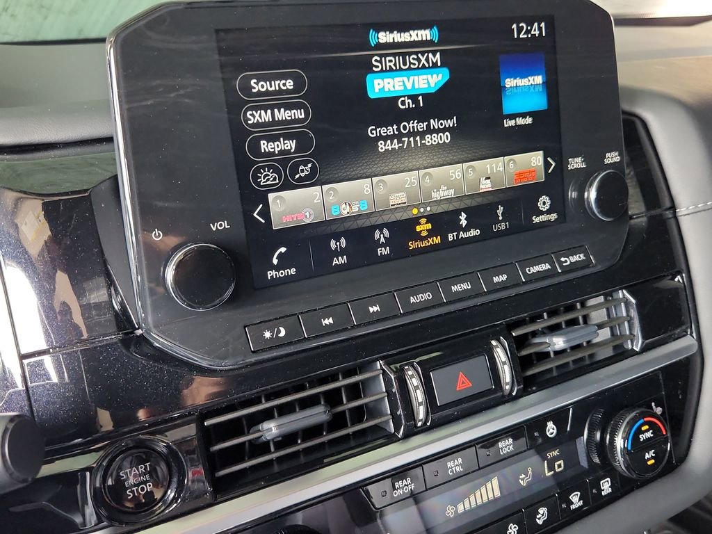 Certified 2025 Nissan Pathfinder SL image 18