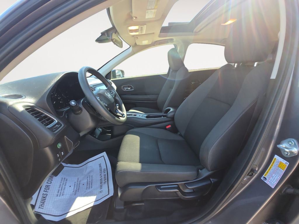 Used 2022 Honda HR-V EX image 9