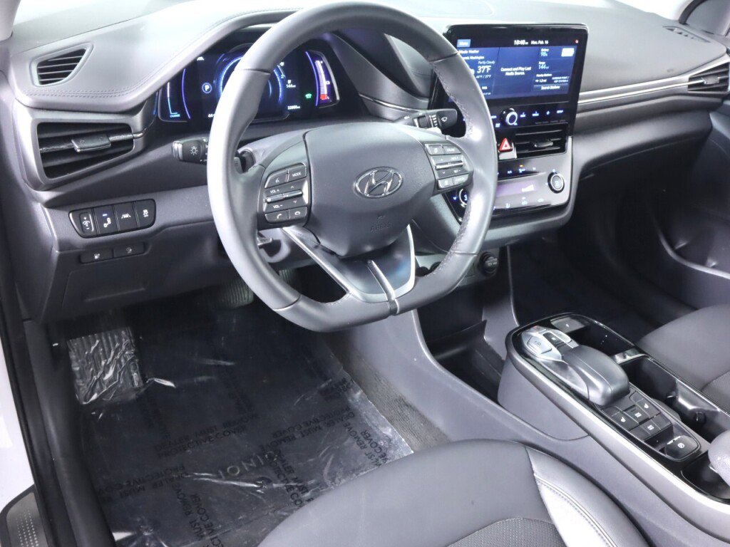 Used 2020 Hyundai Ioniq Limited image 9