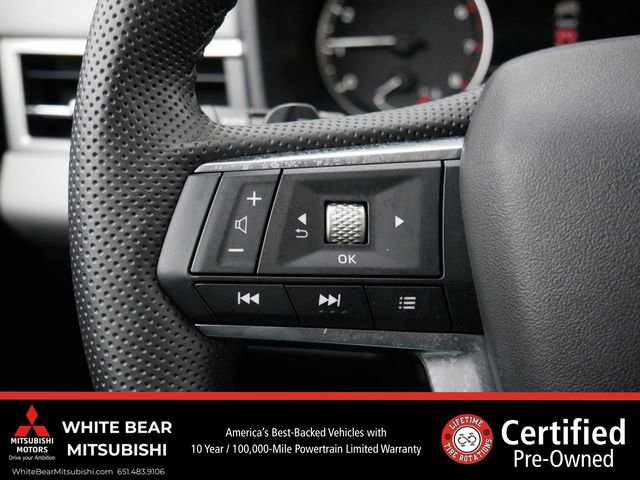 Used 2025 Mitsubishi Outlander SE AWD/4WD image 22