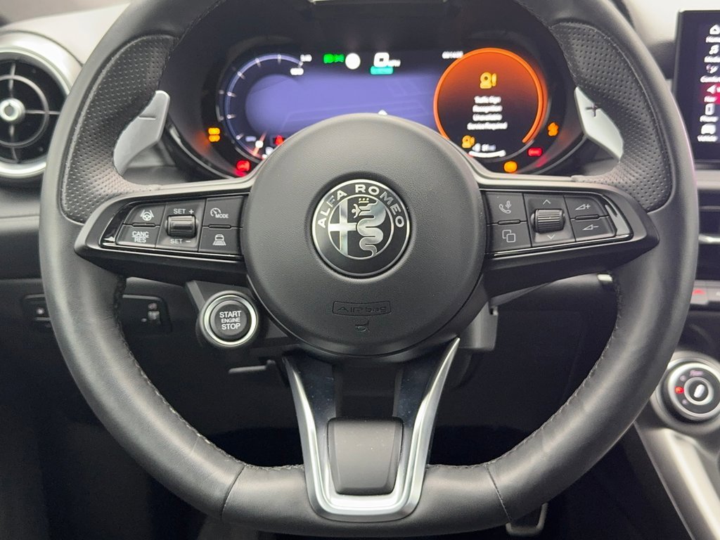 New 2024 Alfa Romeo Tonale Veloce image 17