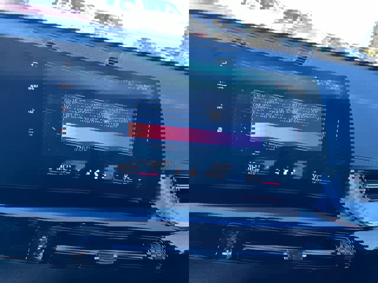 Used 2025 BMW X1 xDrive28i AWD/4WD image 16