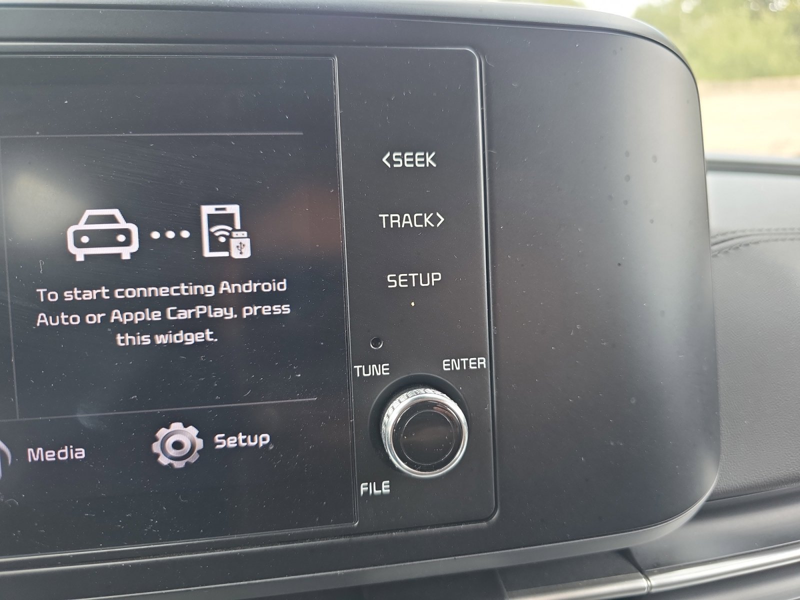 Certified 2024 Kia Carnival LX image 16