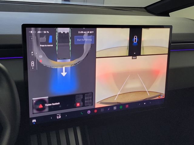 Used 2024 Tesla Cybertruck AWD Crew Cab image 30