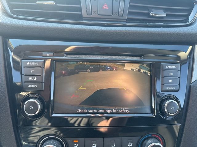 Used 2019 Nissan Rogue Sport S w/ Appearance Package FWD image 17