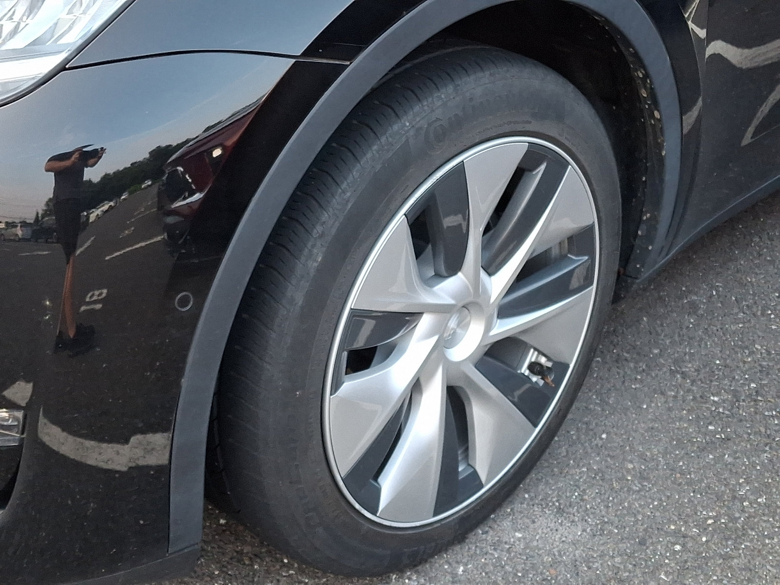 Used 2022 Tesla Model Y Long Range AWD/4WD image 10
