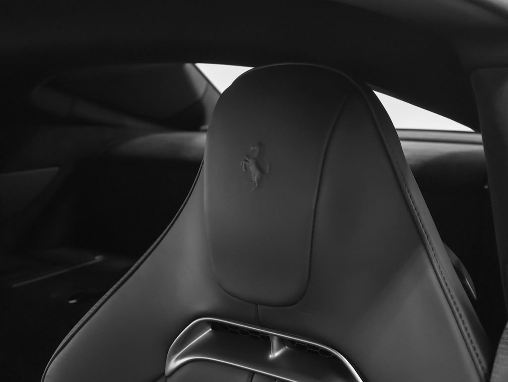 Certified 2025 Ferrari 12Cilindri RWD image 38