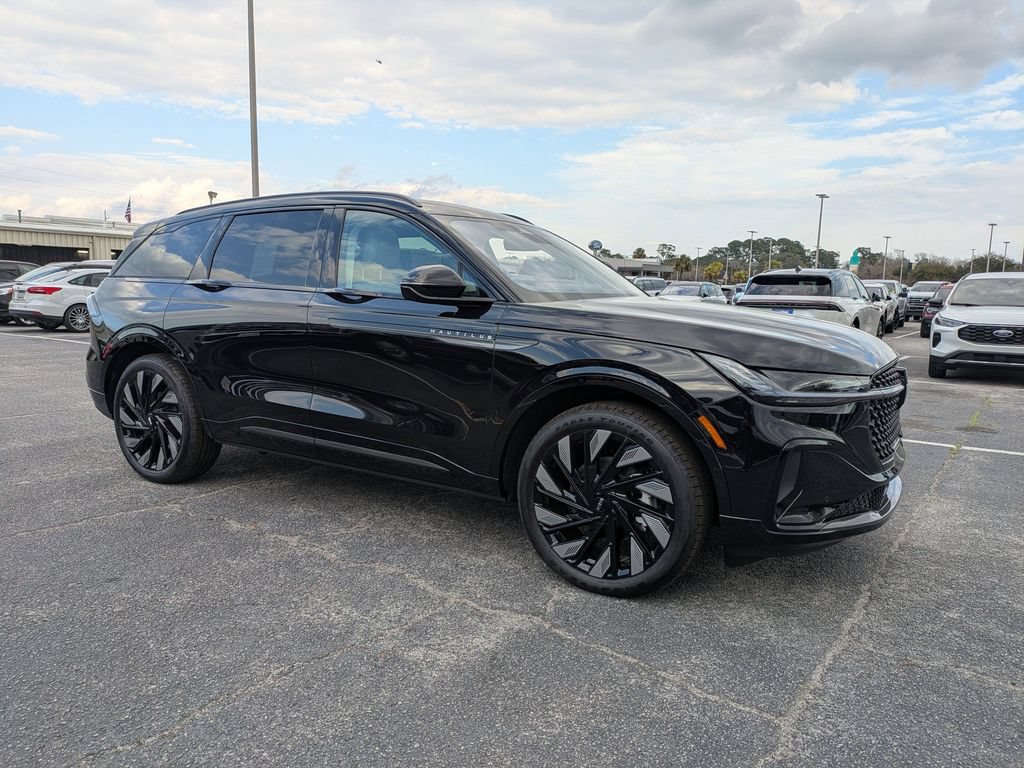 New 2026 Lincoln Nautilus Reserve AWD/4WD image 2