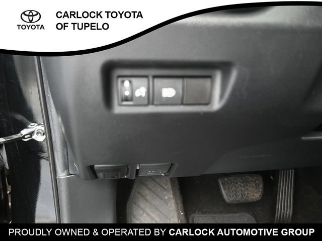 Used 2021 Toyota RAV4 XLE FWD image 19