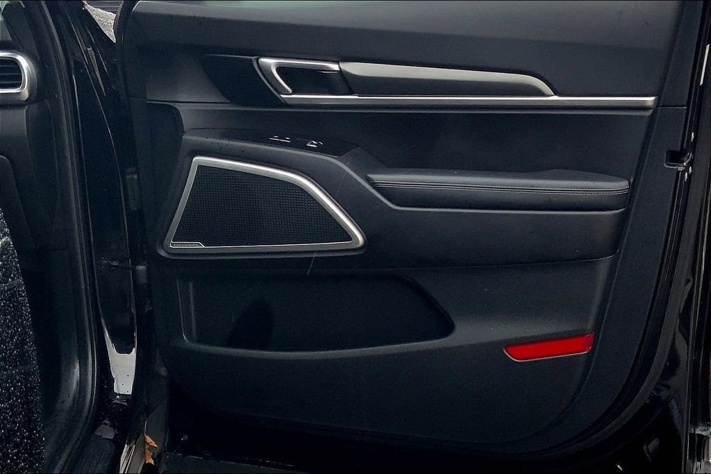 Used 2022 Kia Telluride LX image 22