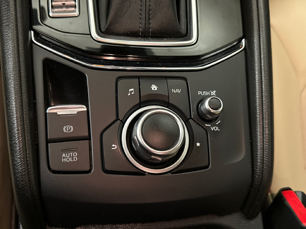 Used 2017 MAZDA CX-5 Touring w/ Preferred Equipment Package FWD image 32