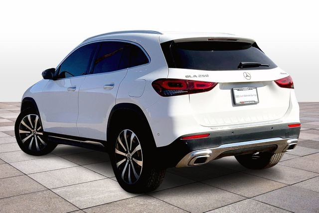 Used 2021 Mercedes-Benz GLA 250 4MATIC image 11