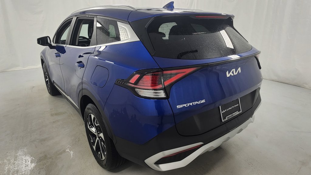 Used 2025 Kia Sportage EX AWD/4WD image 5
