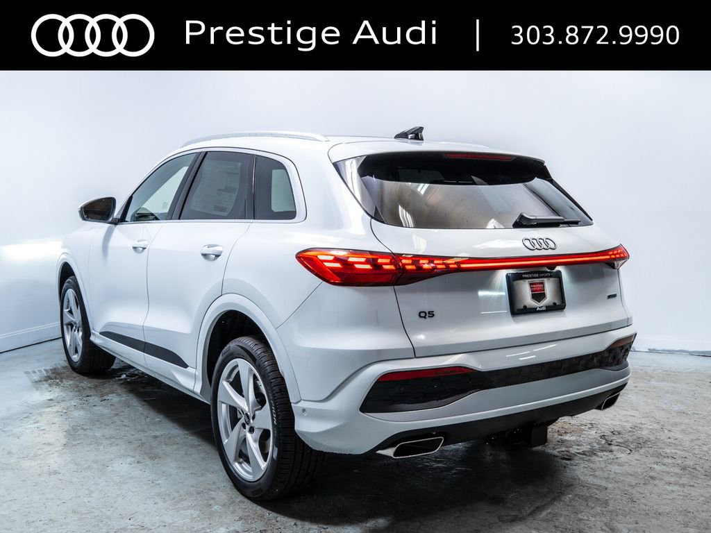 Used 2025 Audi Q5 Premium Plus w/ Premium Plus AWD/4WD image 4