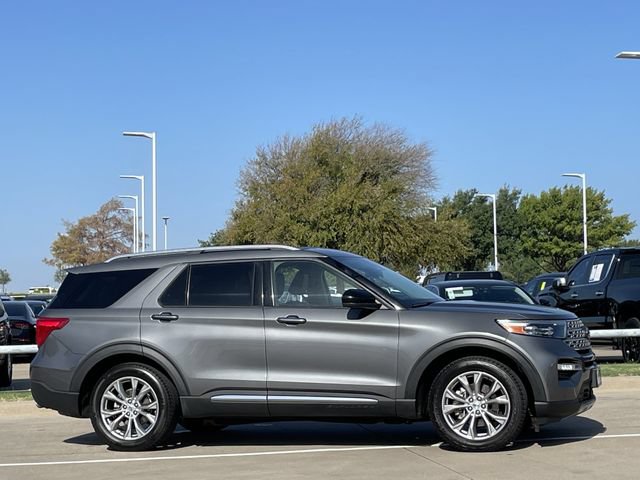 Used 2023 Ford Explorer Limited RWD image 3