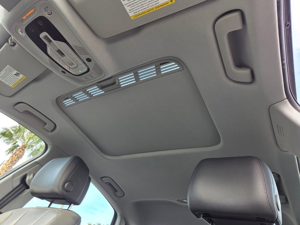 Used 2019 Audi A4 2.0T Premium image 11