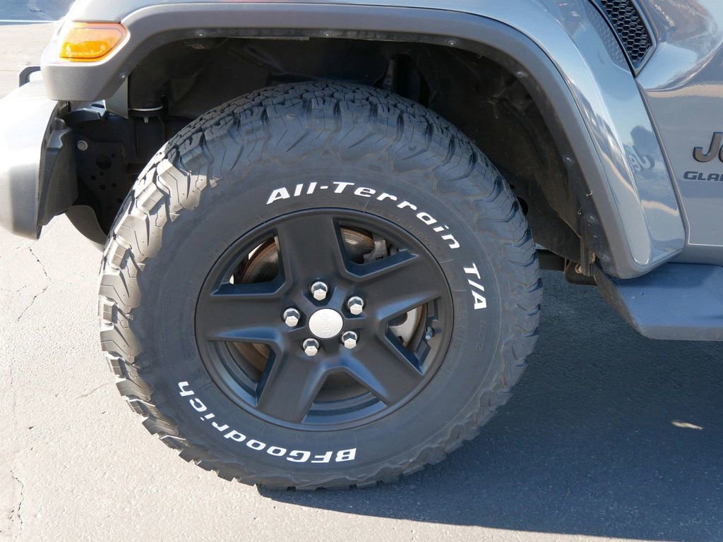 Used 2021 Jeep Gladiator Sport image 6