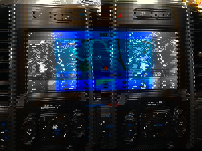 Used 2020 Ford F150 XLT w/ Equipment Group 302A Luxury image 15