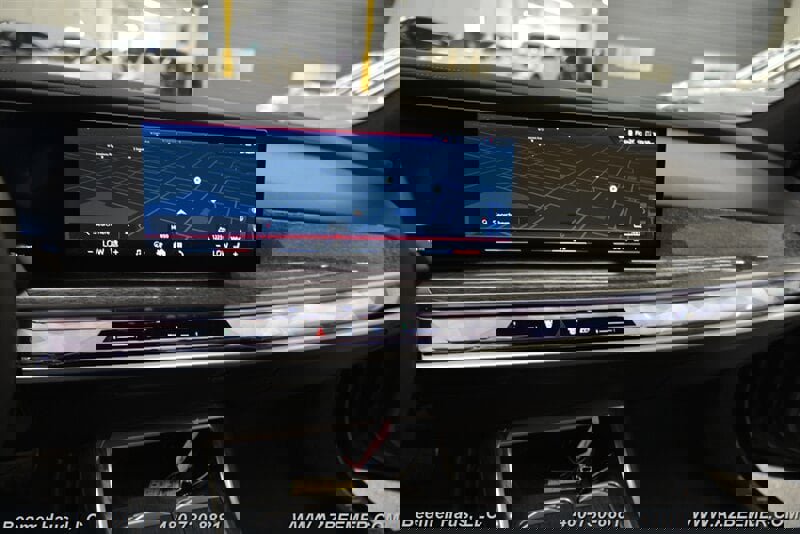 Used 2024 BMW i7 M70 w/ Executive Package image 31