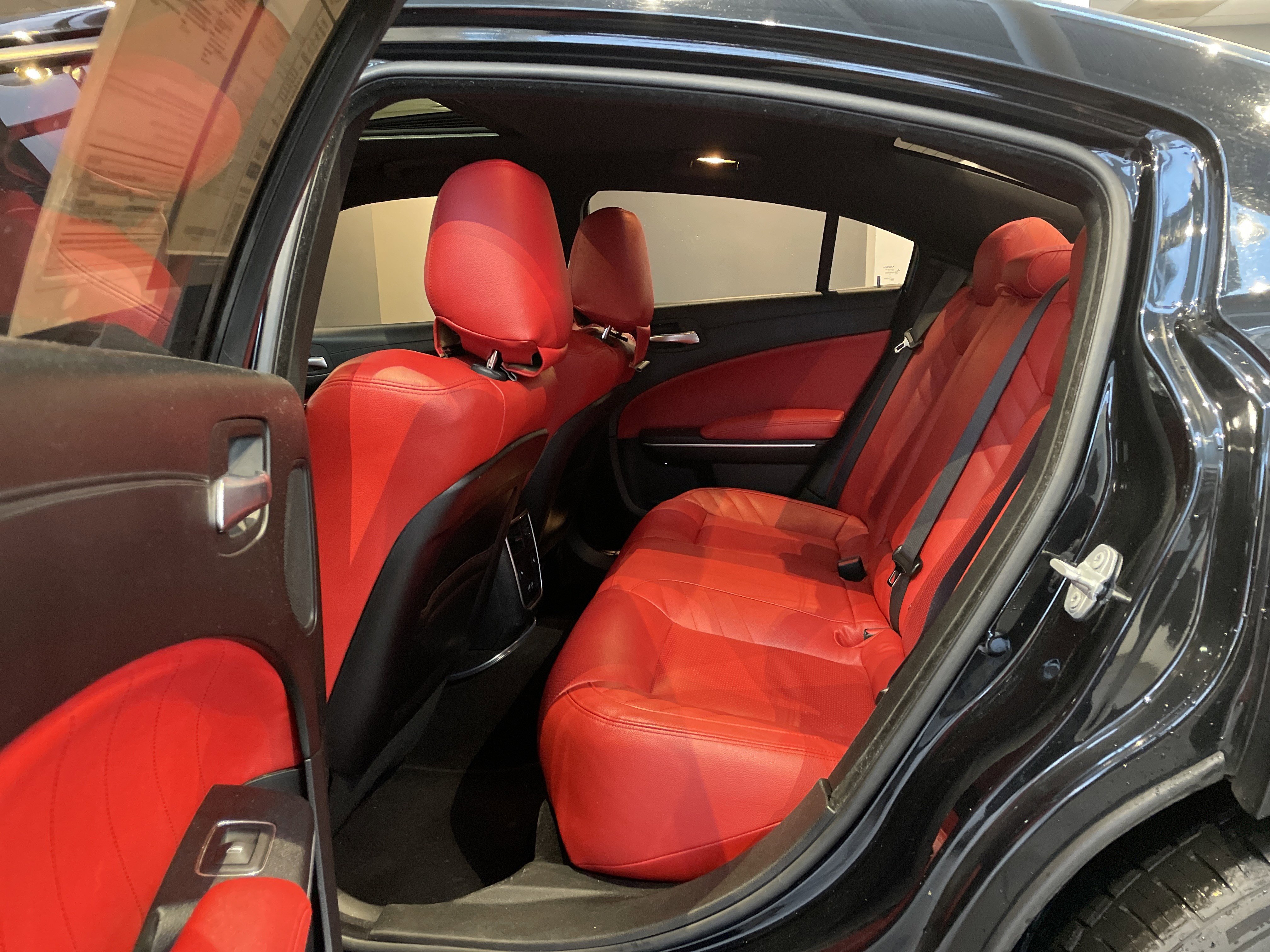 Used 2020 Dodge Charger Scat Pack RWD image 34