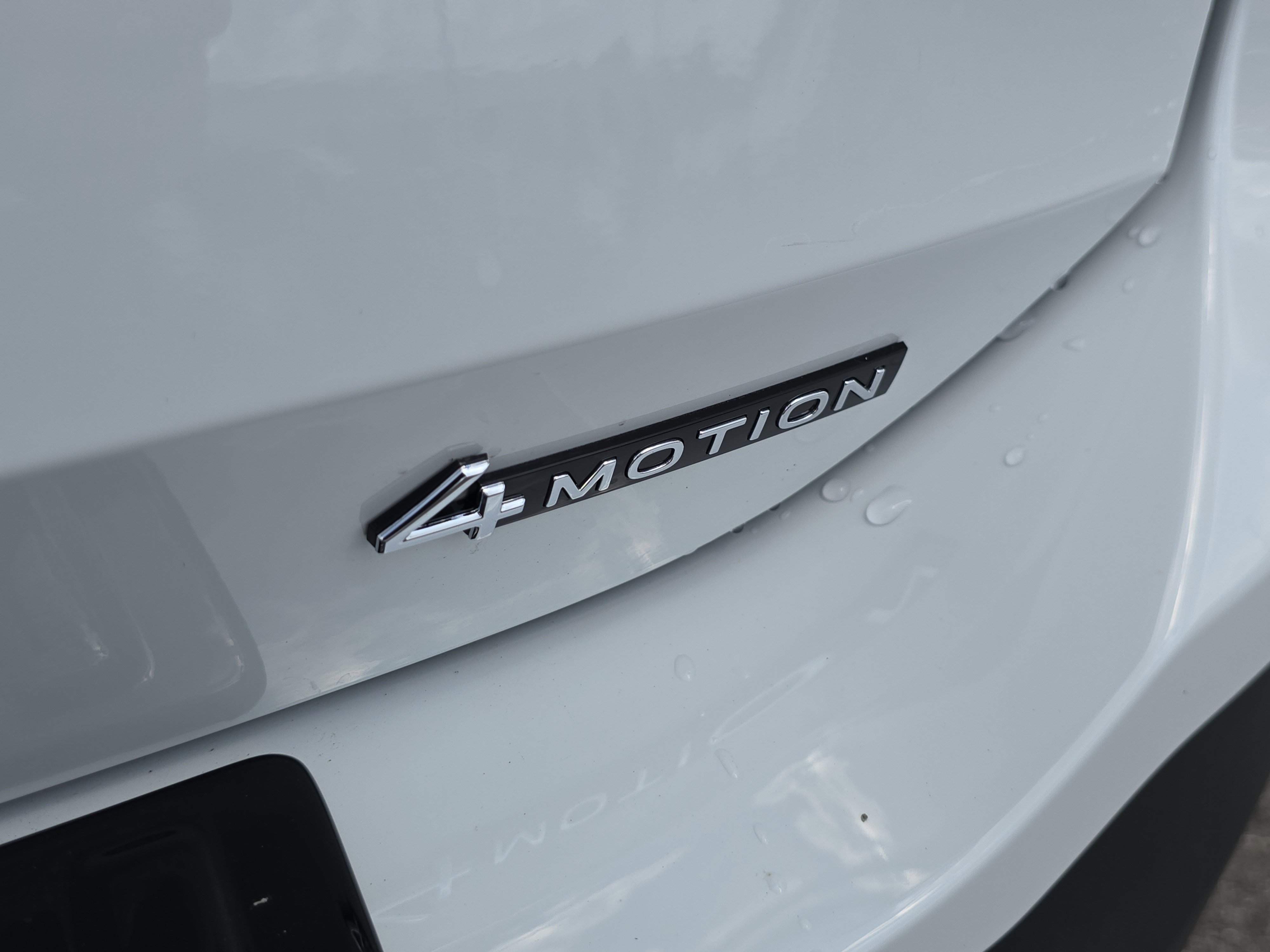 New 2025 Volkswagen Tiguan S image 9