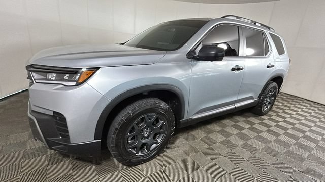 Used 2026 Honda Pilot TrailSport image 6