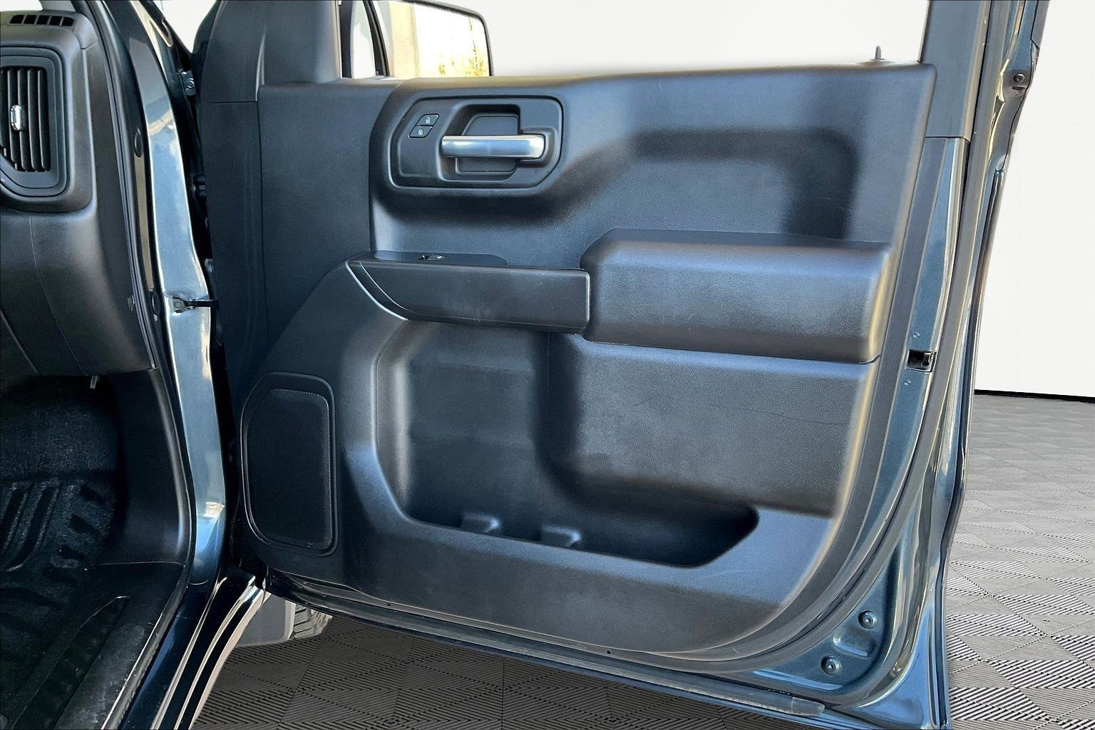 Used 2019 GMC Sierra 1500 Base w/ Convenience Package image 29