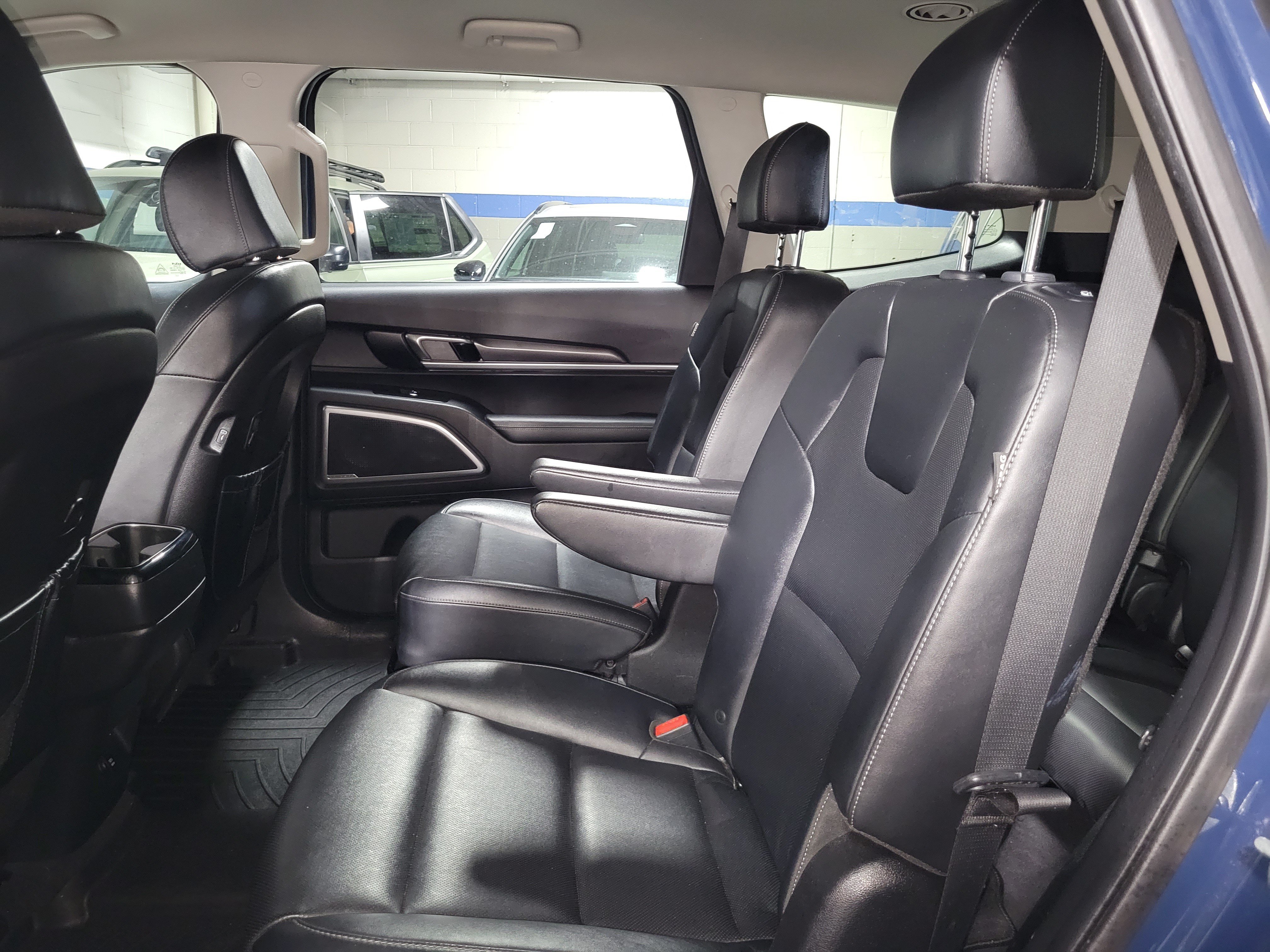 Used 2023 Kia Telluride S AWD/4WD image 17