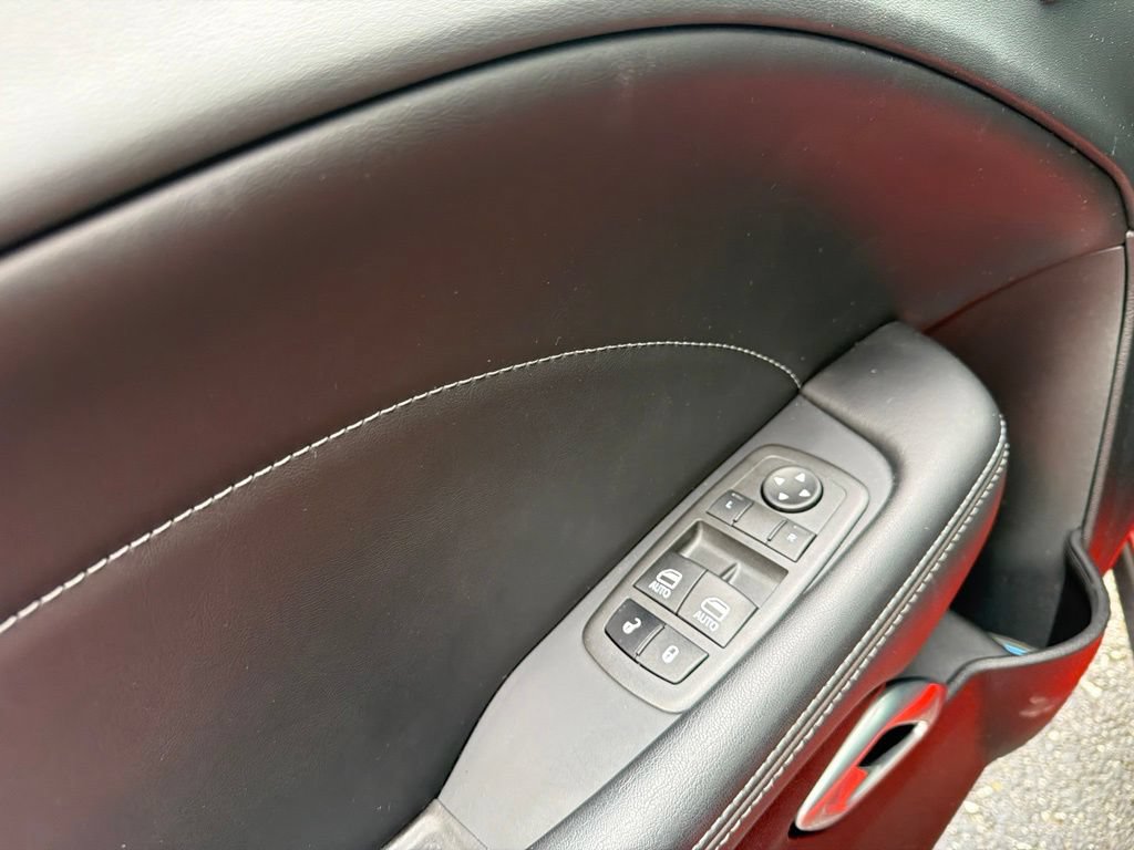 Used 2022 Dodge Challenger R/T Scat Pack w/ Plus Package RWD image 22