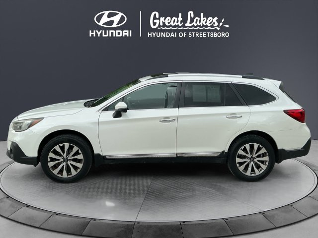 Used 2019 Subaru Outback 2.5i Touring AWD/4WD image 2
