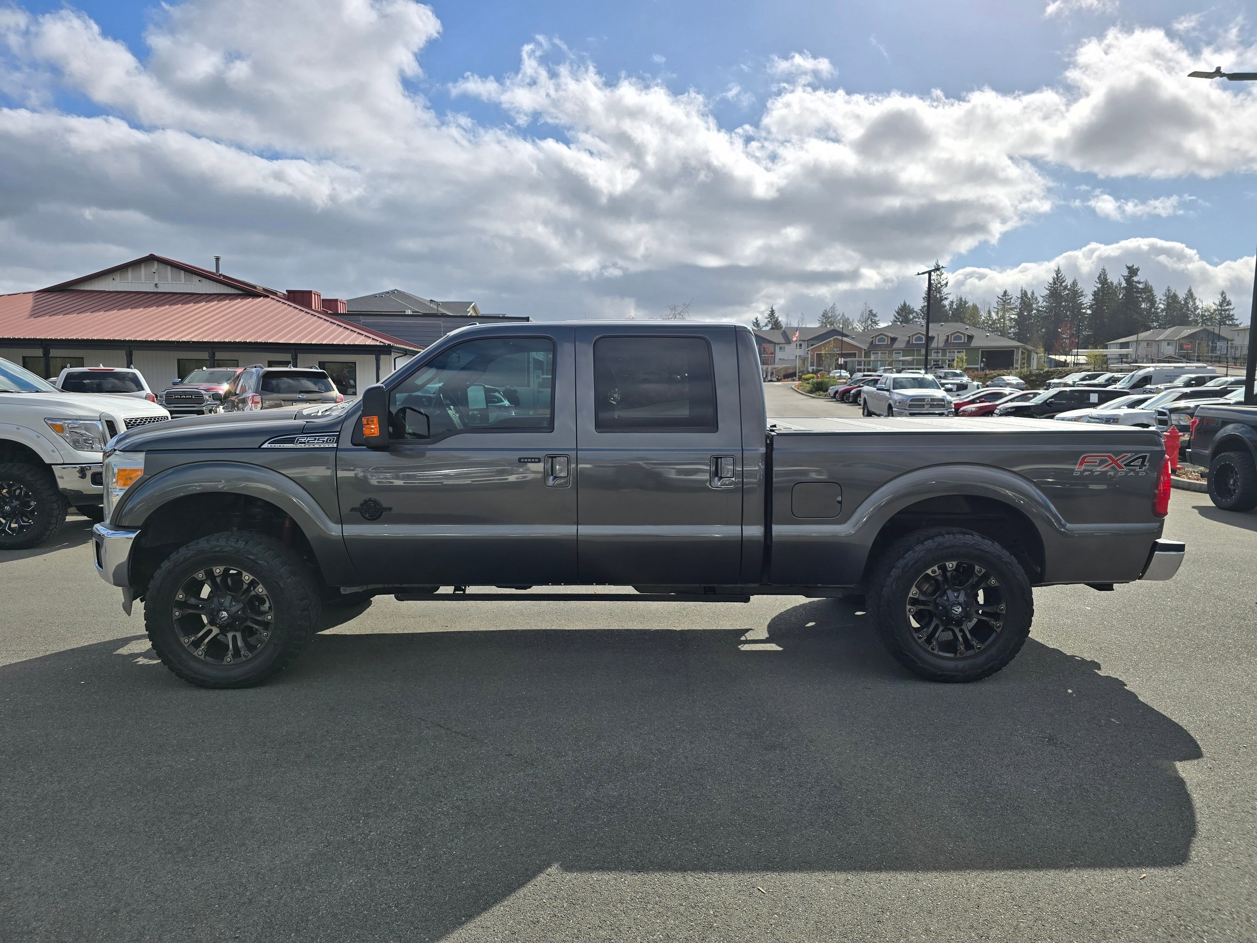 Used 2016 Ford F250 Lariat w/ Lariat Ultimate Package image 7
