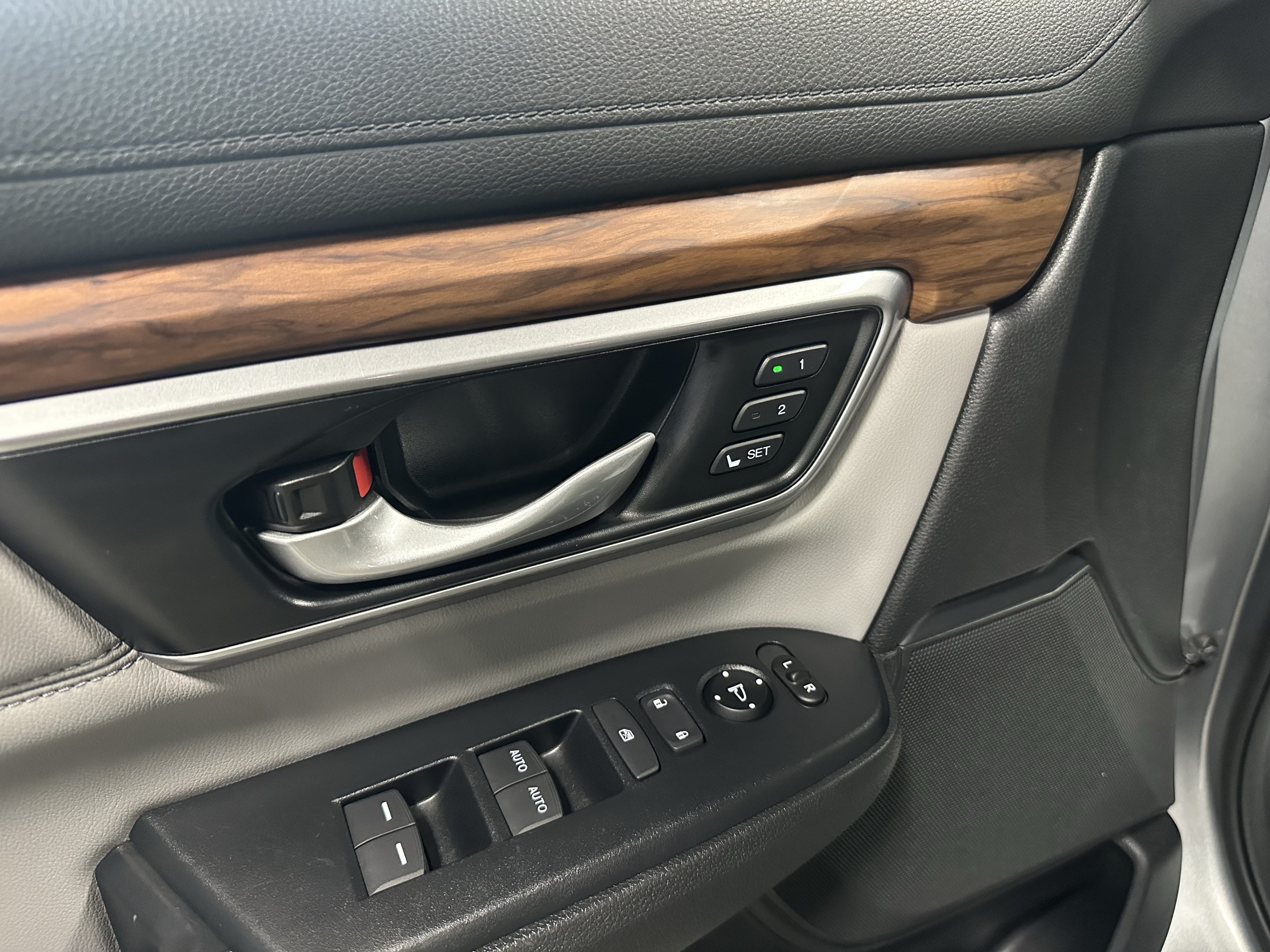 Used 2022 Honda CR-V EX-L image 21