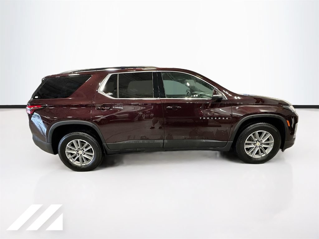 Used 2023 Chevrolet Traverse LT AWD/4WD image 4
