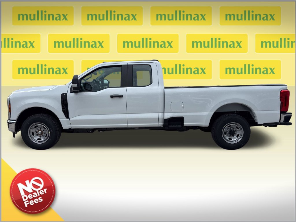 New 2027 Ford F250 XL w/ XL Chrome Package RWD image 2
