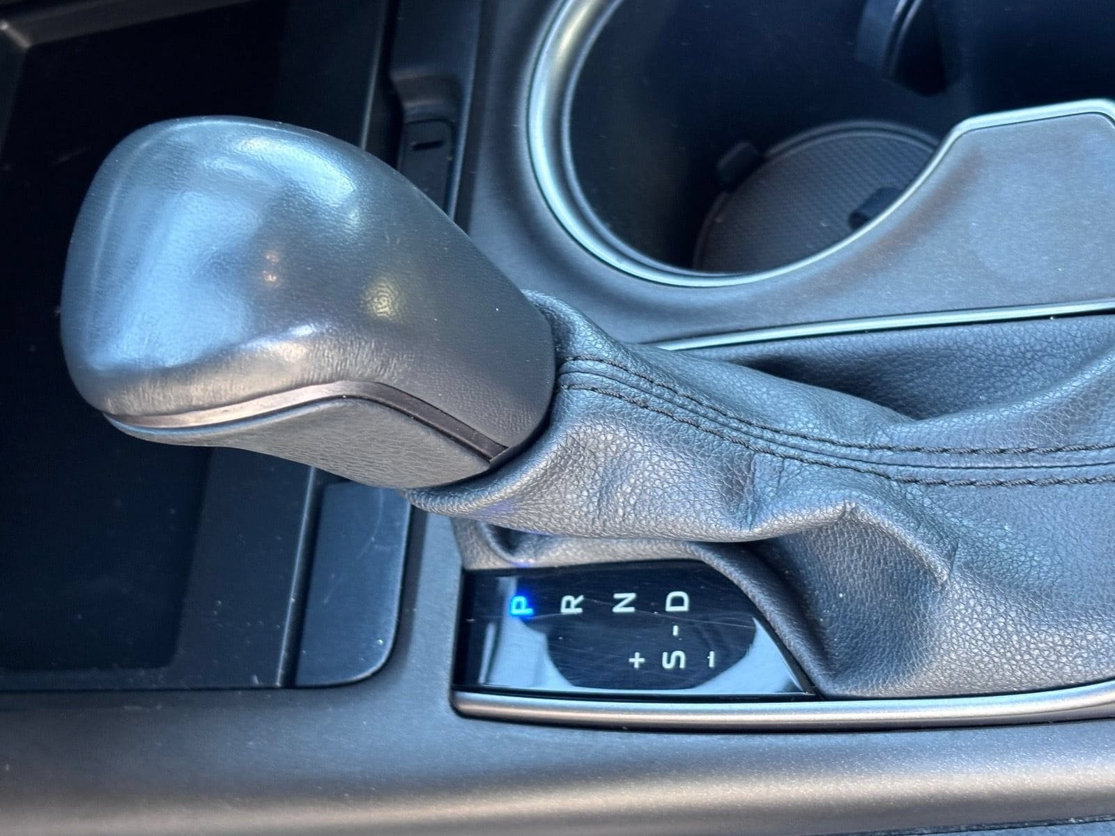 Used 2024 Toyota Camry SE FWD image 32