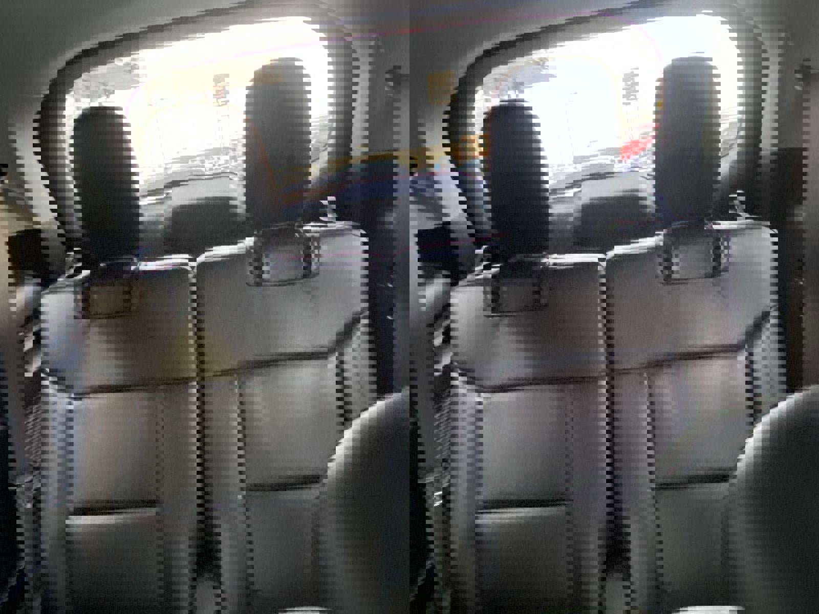 Used 2021 Ford Explorer XLT w/ Equipment Group 202A image 30