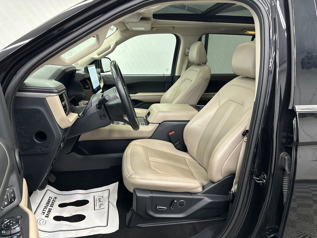 Used 2024 Ford Expedition Max Limited AWD/4WD image 9