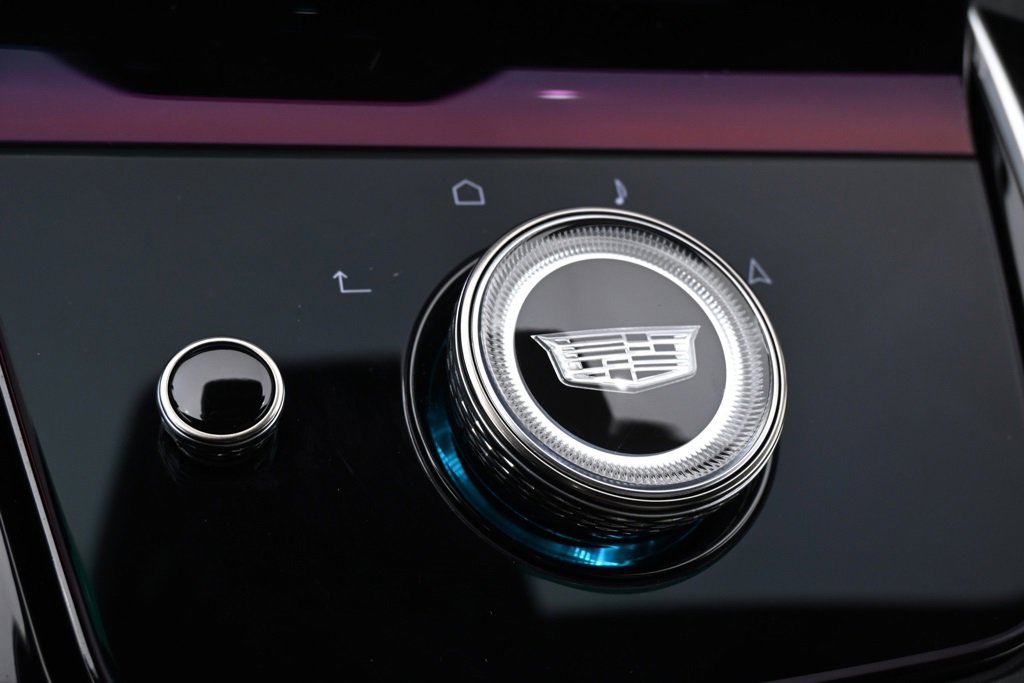 New 2025 Cadillac Escalade IQ Sport 2 image 34