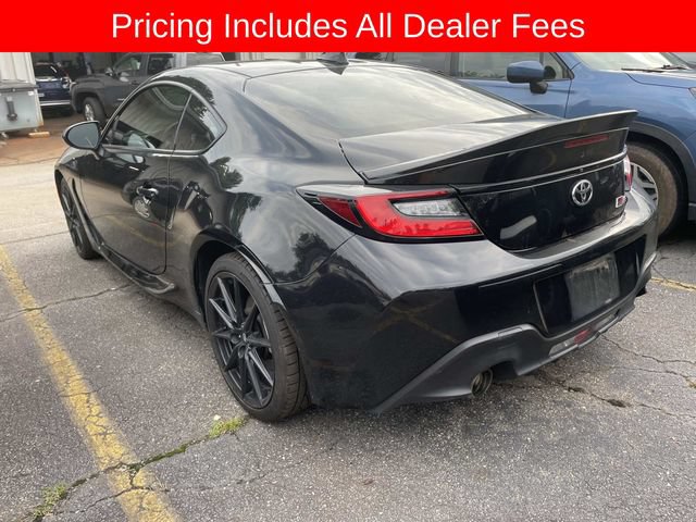 Used 2025 Toyota GR86 Premium RWD image 3