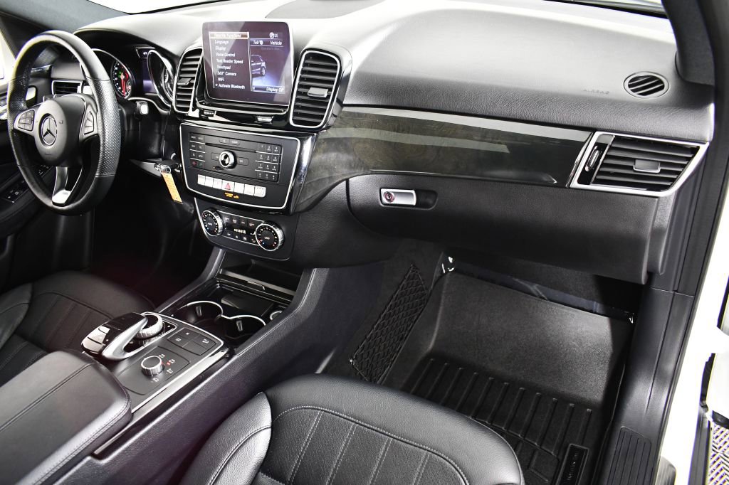 Used 2018 Mercedes-Benz GLE 350 4MATIC image 16