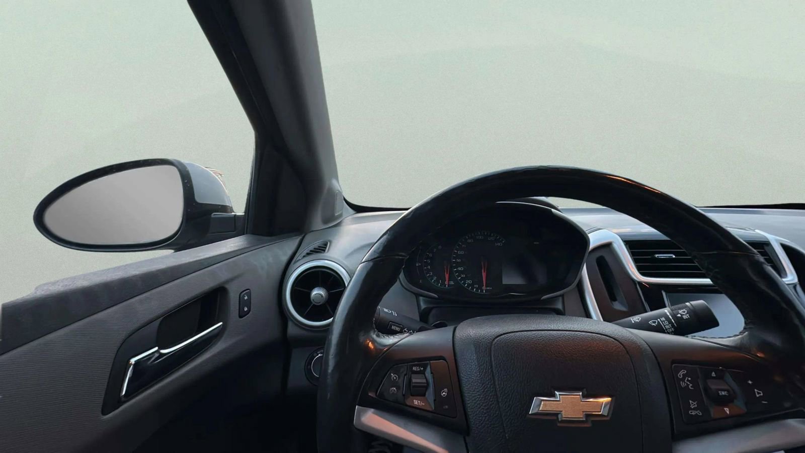 Used 2017 Chevrolet Sonic Premier image 22