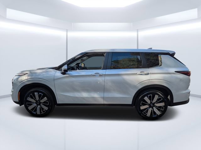 New 2026 Mitsubishi Outlander SE image 6