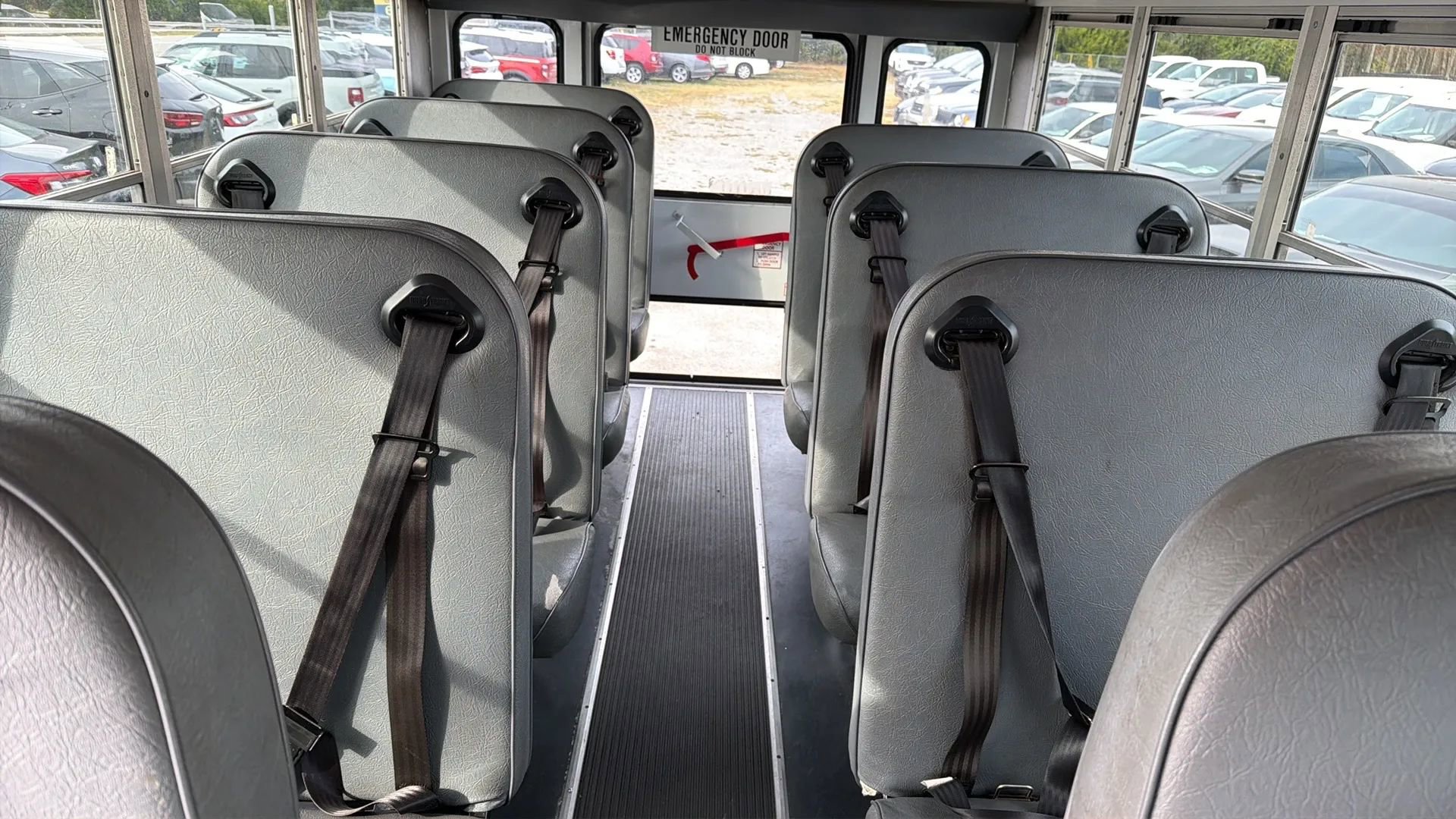 Used 2008 Chevrolet Express 3500 w/ School Bus Package image 11