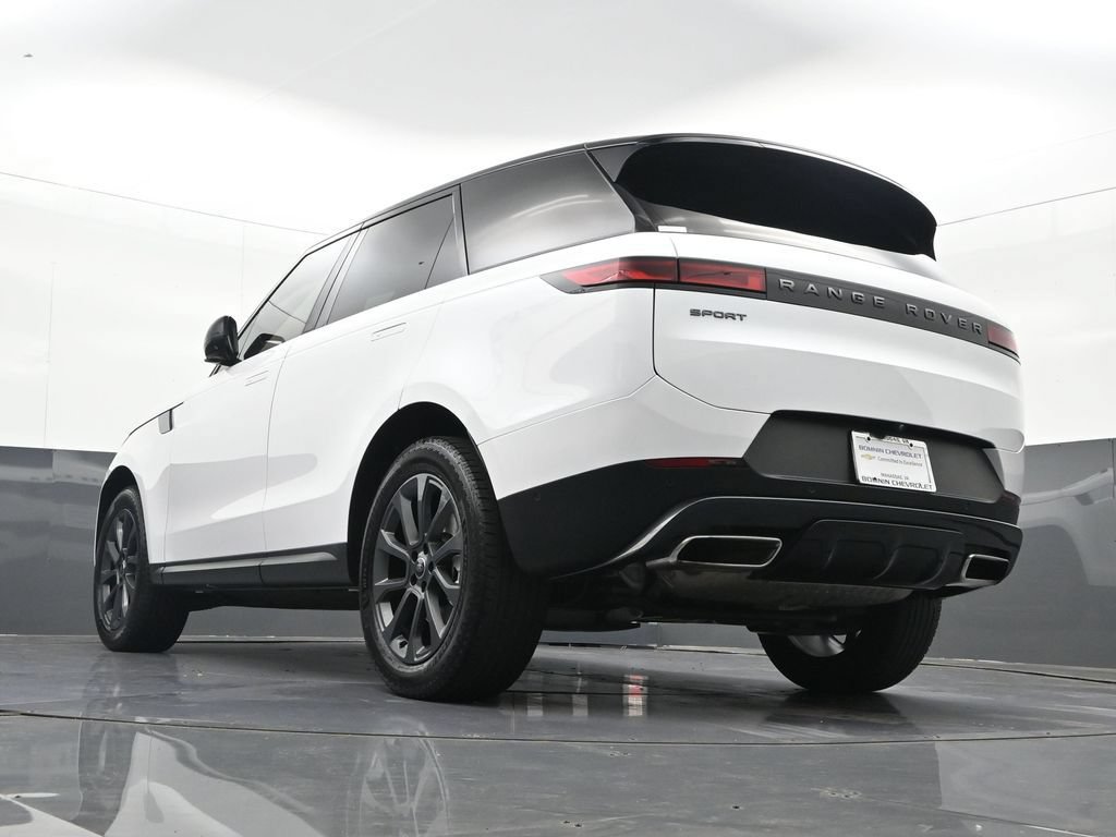 Used 2024 Land Rover Range Rover Sport SE AWD/4WD image 34