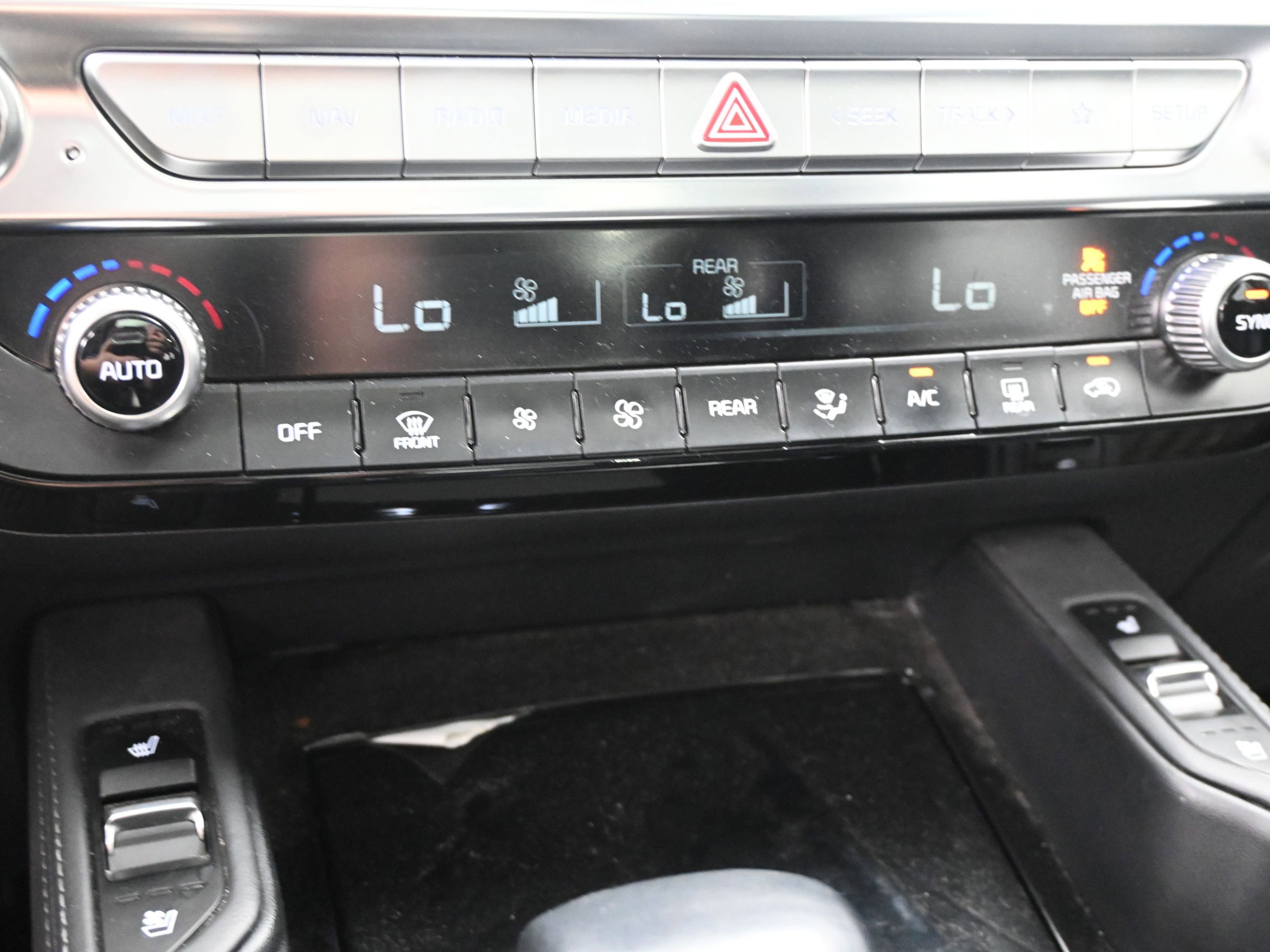 Used 2020 Kia Telluride SX image 14