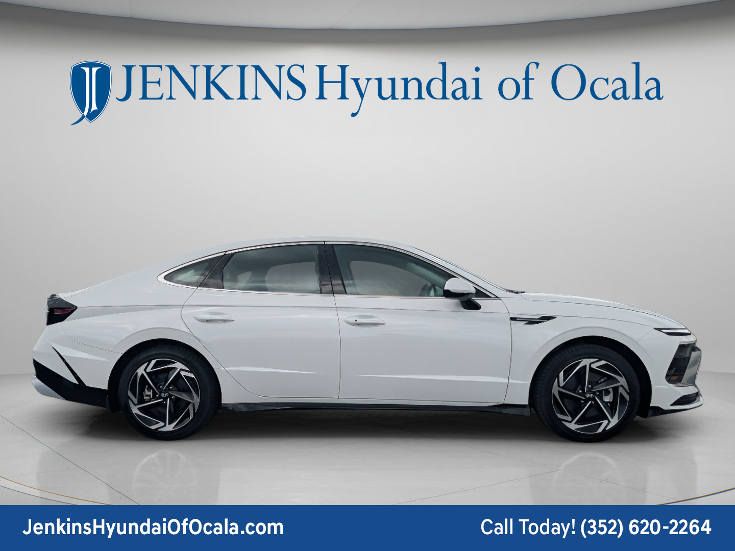 New 2026 Hyundai Sonata SEL FWD image 2