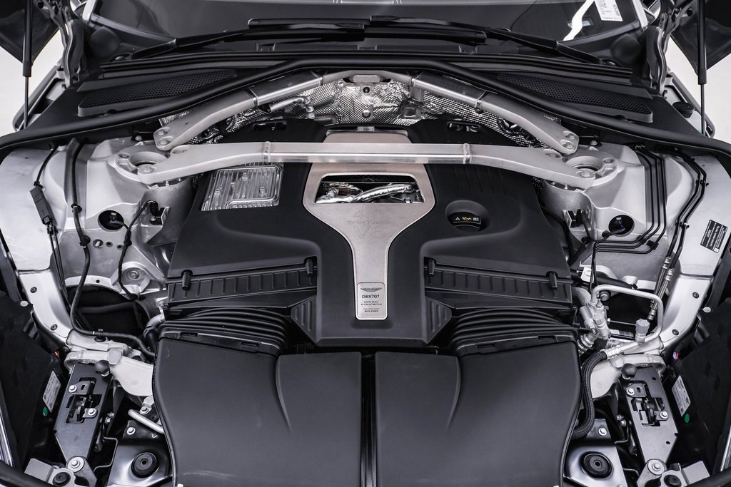 New 2025 Aston Martin DBX 707 image 30