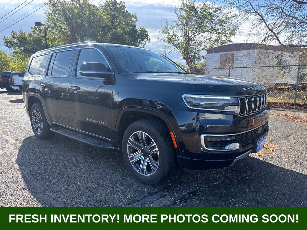 Used 2024 Jeep Wagoneer Series II w/ Flexible Seating Group