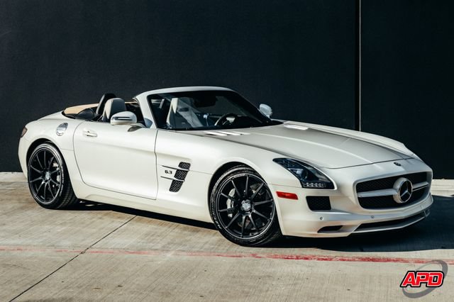 Used 2012 Mercedes-Benz SLS AMG Roadster image 42